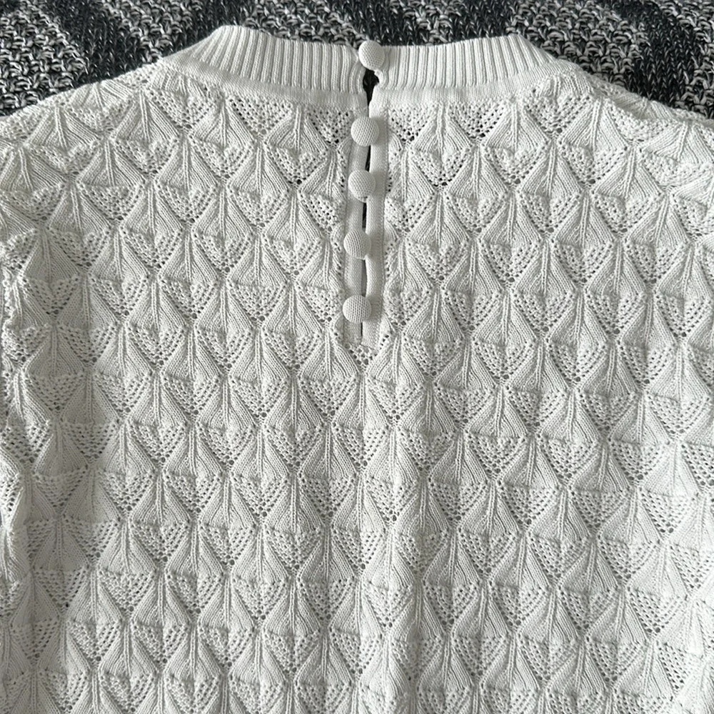 NEW NEVER WORN Club Monaco shirt - Picture 3 of 4